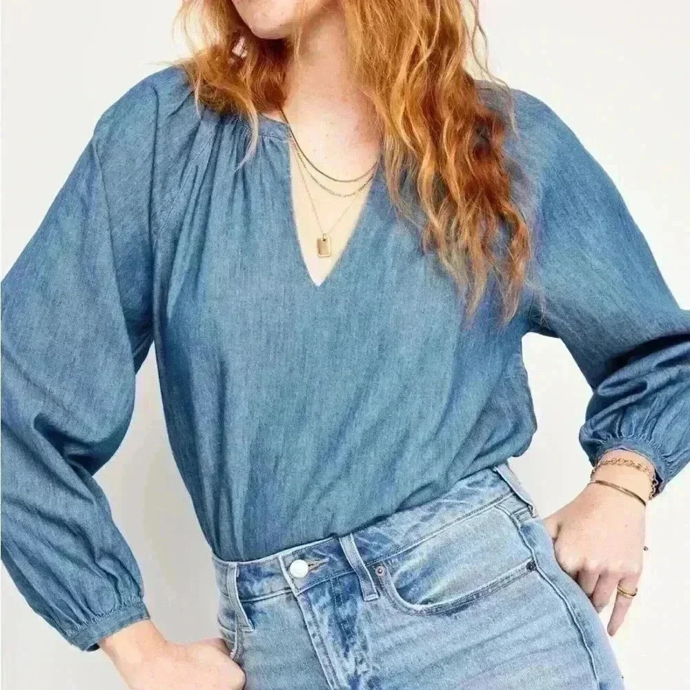 NWT old navy long sleeve chambray denim peasant top women L